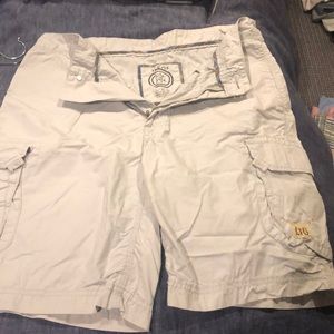 Life is good cargo shorts